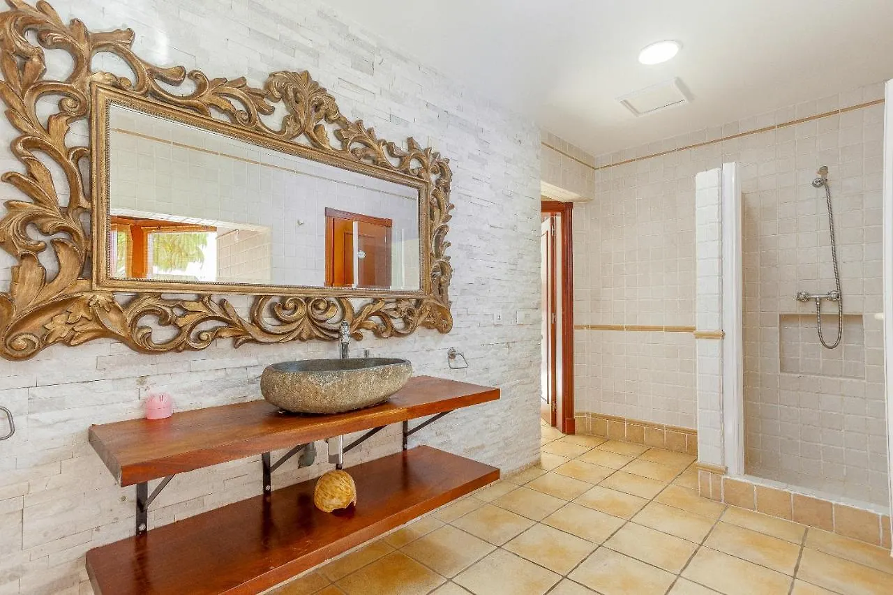 Family Villa 